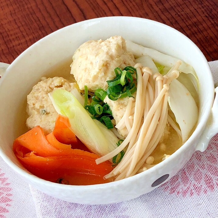 野菜たっぷり ふわふわ鶏団子鍋 レシピ 作り方 By Cocono 楽天レシピ 野菜たっぷり ふわふわ鶏団子鍋 レシピ 作り方 By Cocono 楽天レシピ